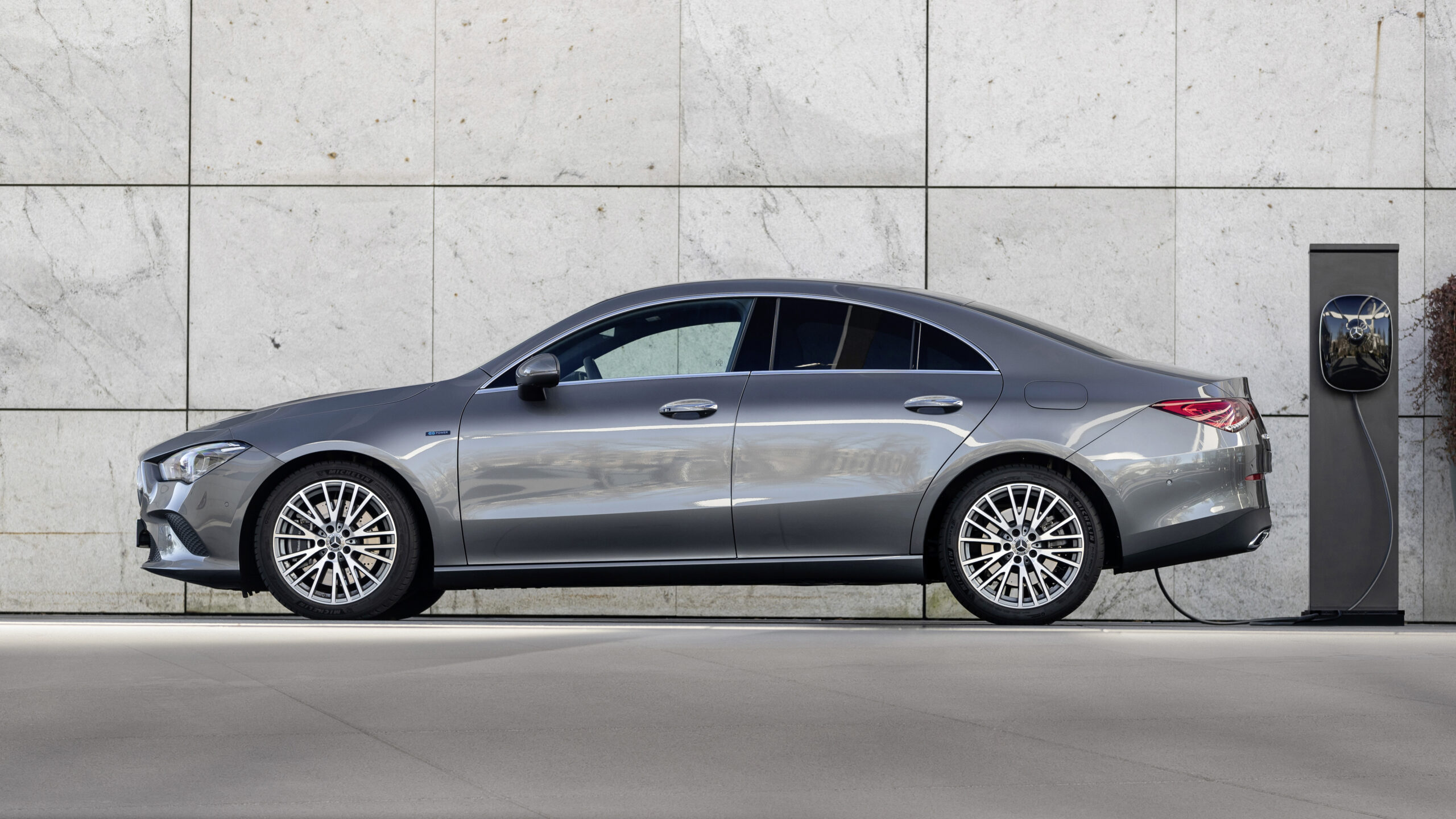 Mercedes-Benz poszerza ofertÄ hybryd plug-in pod szyldem EQ Power