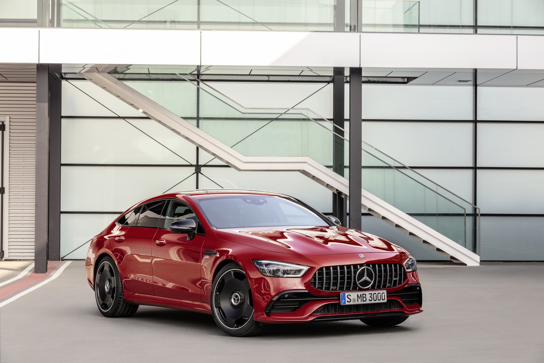 Mercedes-AMG GT 4-drzwiowe CoupÃ© po kompleksowej aktualizacji. Znamy ceny w Polsce!