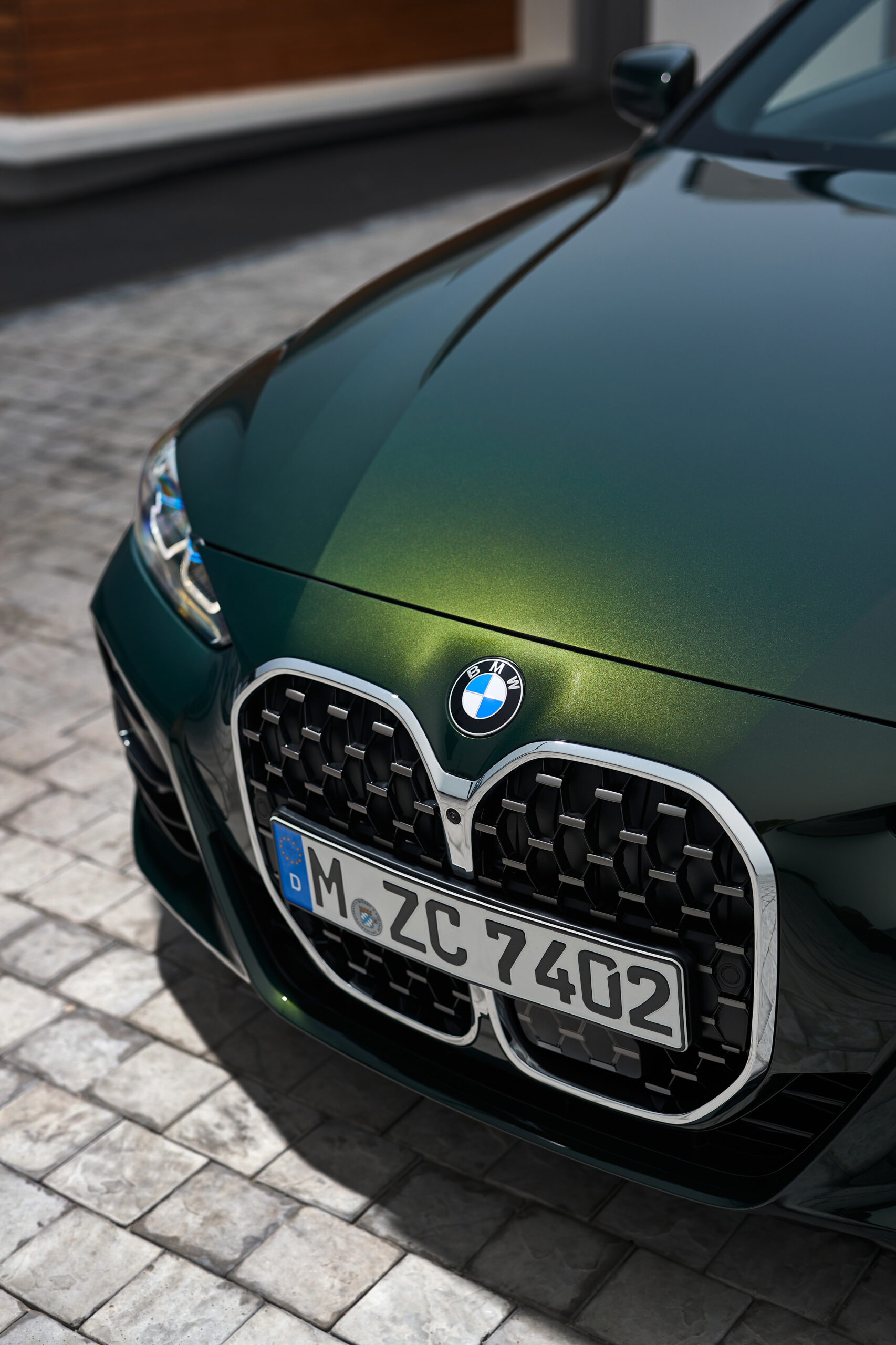 Nowe BMW serii 4 Cabrio - gigantyczne nerki, miÄkki dach i sportowe serce. Zobaczcie zdjÄcia!