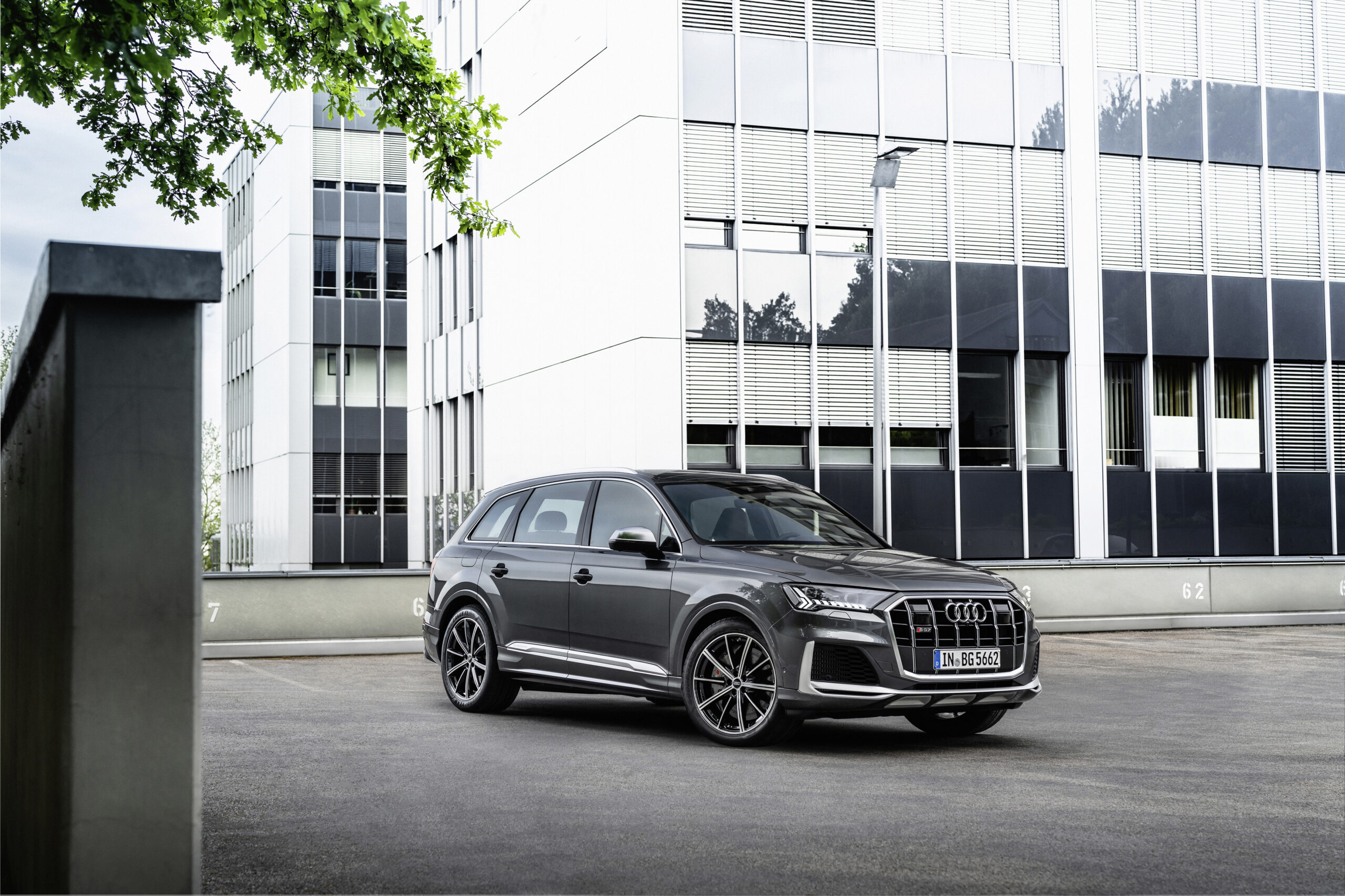 Audi SQ7 i Audi SQ8 z silnikiem V8 TFSI. Do 