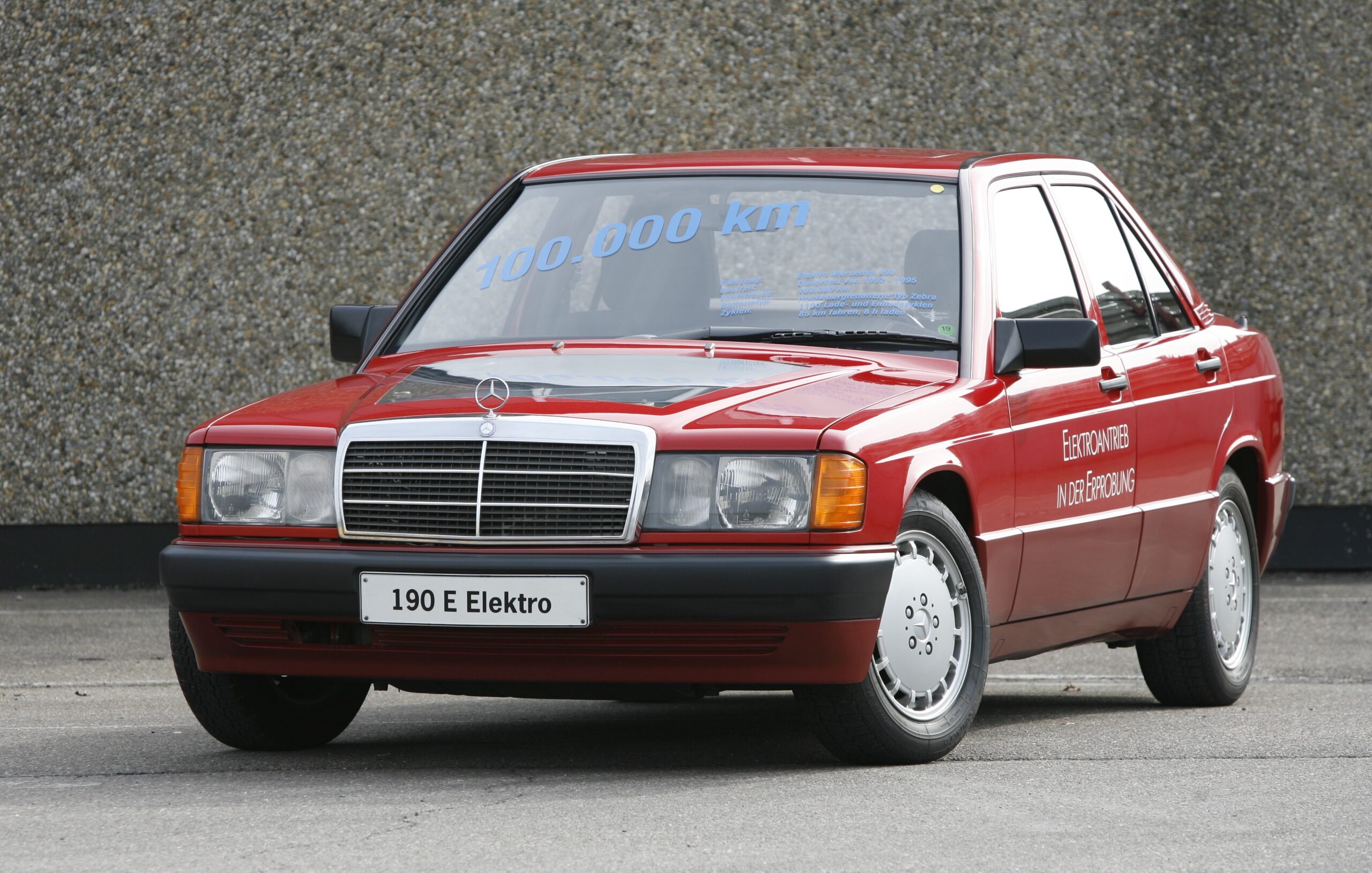 Mercedes-Benz 190 z napÄdem elektrycznym.