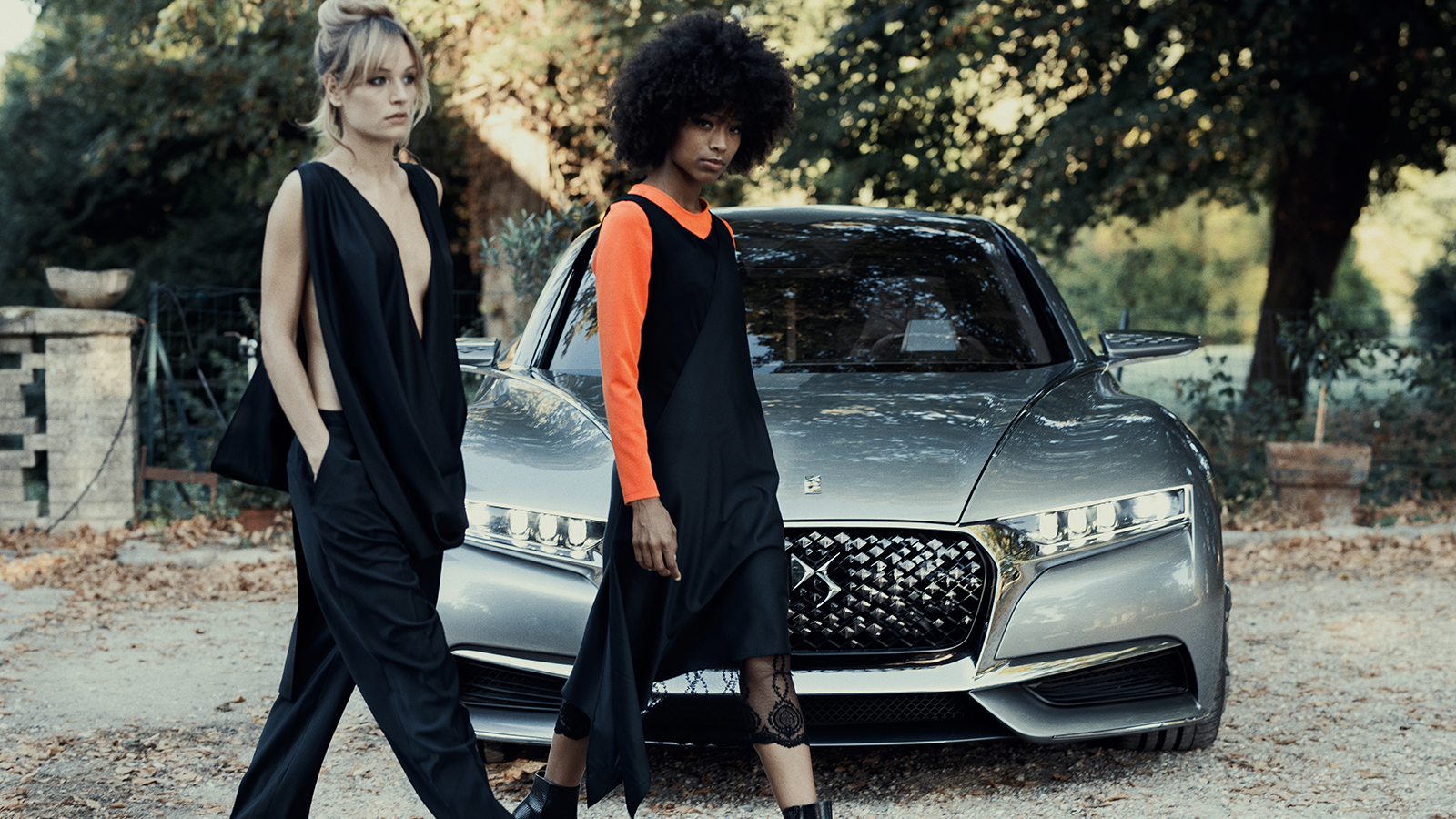 DS Automobiles prezentuje wystawÄ âInne spojrzenieâ i kolekcjÄ ubraÅ dla kobiet