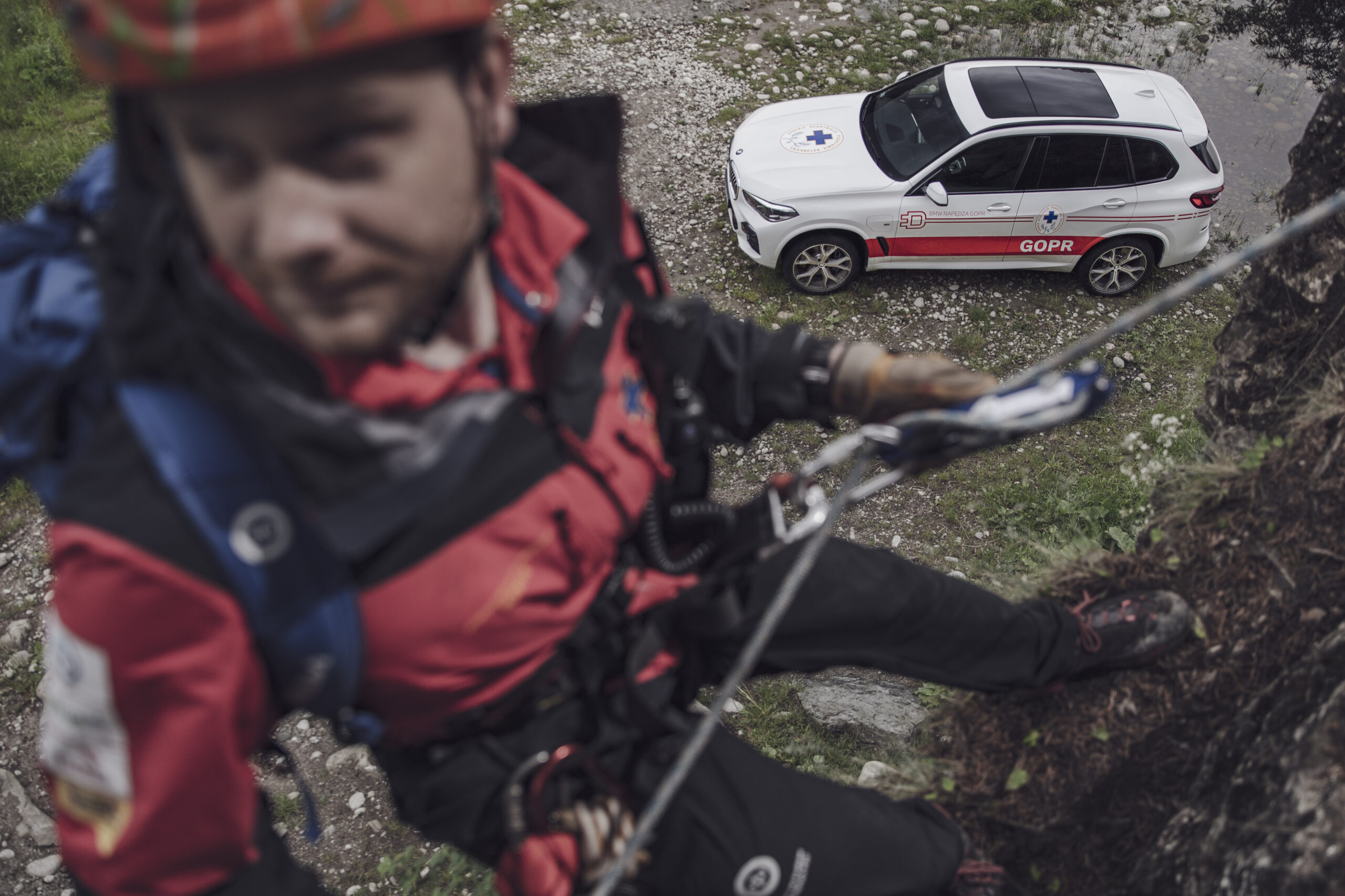 BMW wspiera ratownikÃ³w GOPR. WÅaÅnie ruszyÅa akcja #jestemzgor