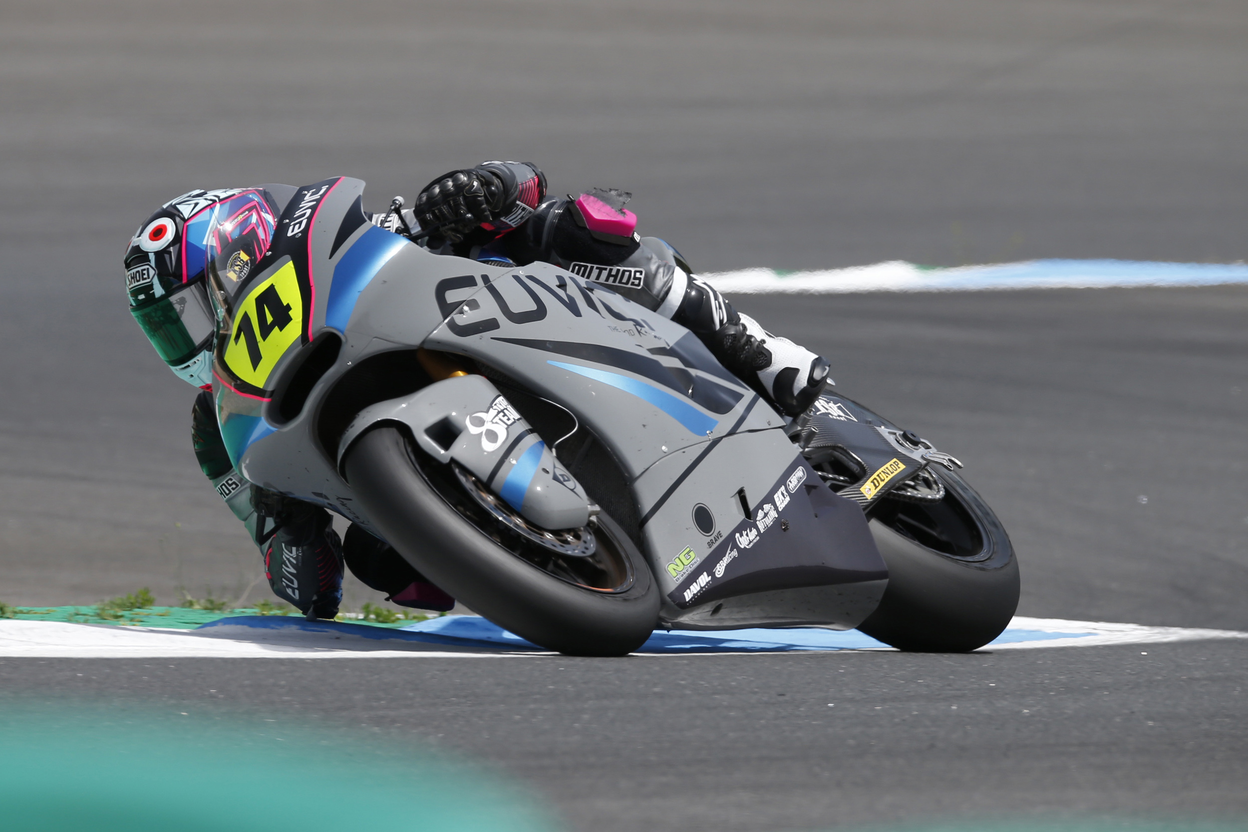 Piotr Biesiekirski z dobrym wynikiem ukoÅczyÅ motocyklowe mistrzostwa Europy Moto2
