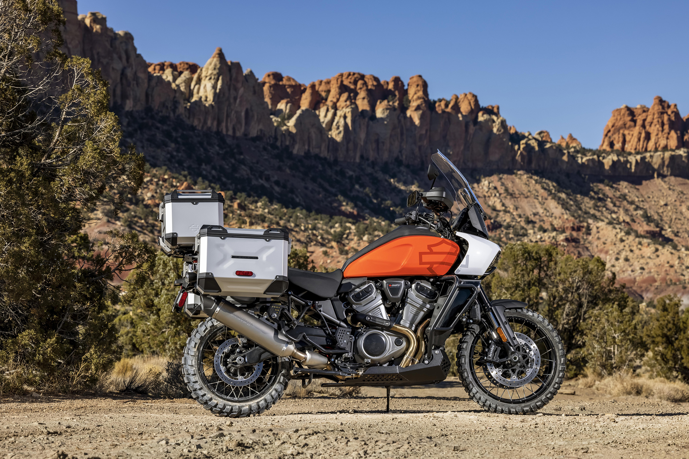 Harley-Davidson zaprezentuje nowe modele na rok 2021 - tym razem wirtualnie. Zadebiutuje rÃ³wnieÅ¼ nowy Pan America