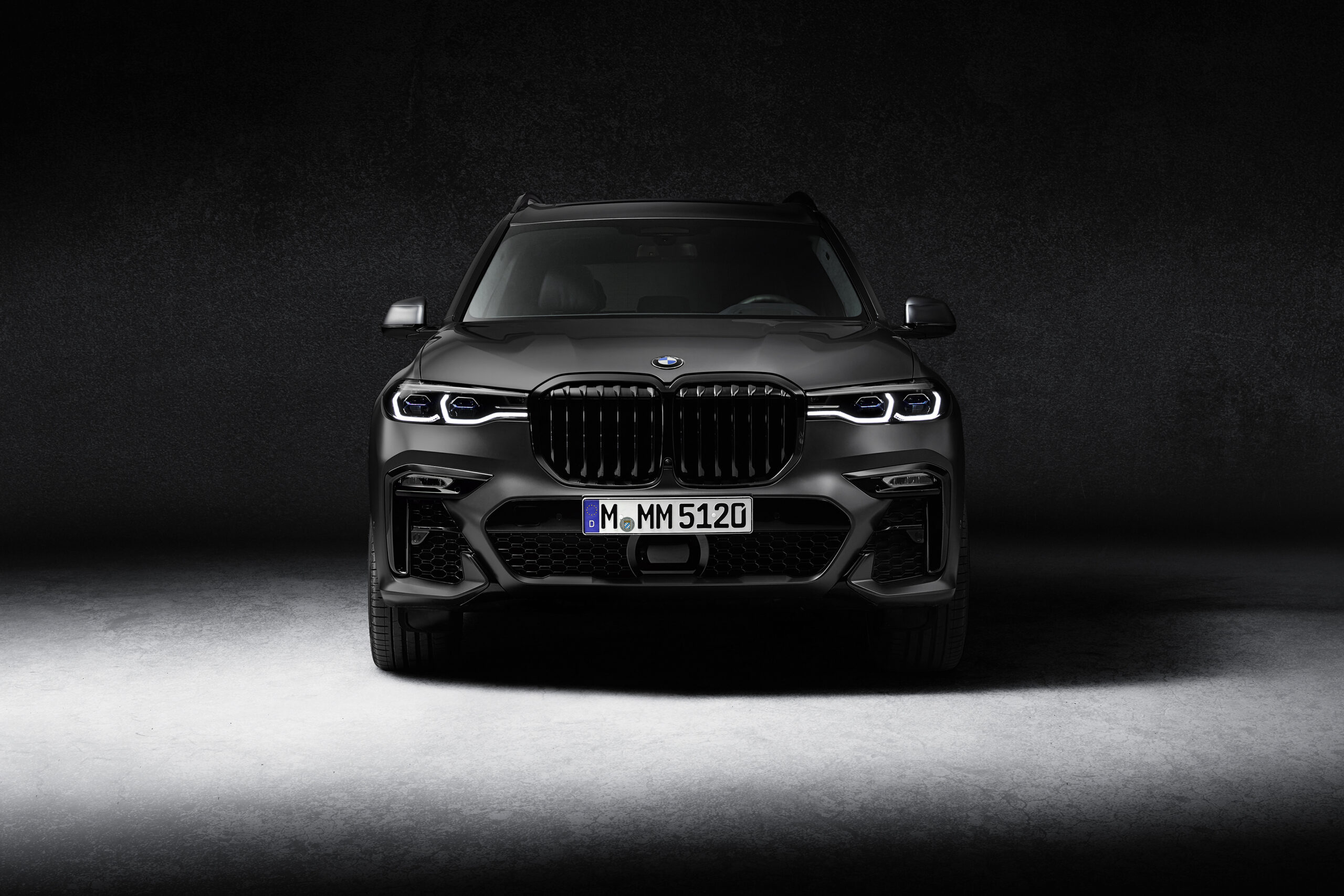 BMW X7 Edition Dark Shadow - powstanie tylko 500 sztuk w wersji limitowanej