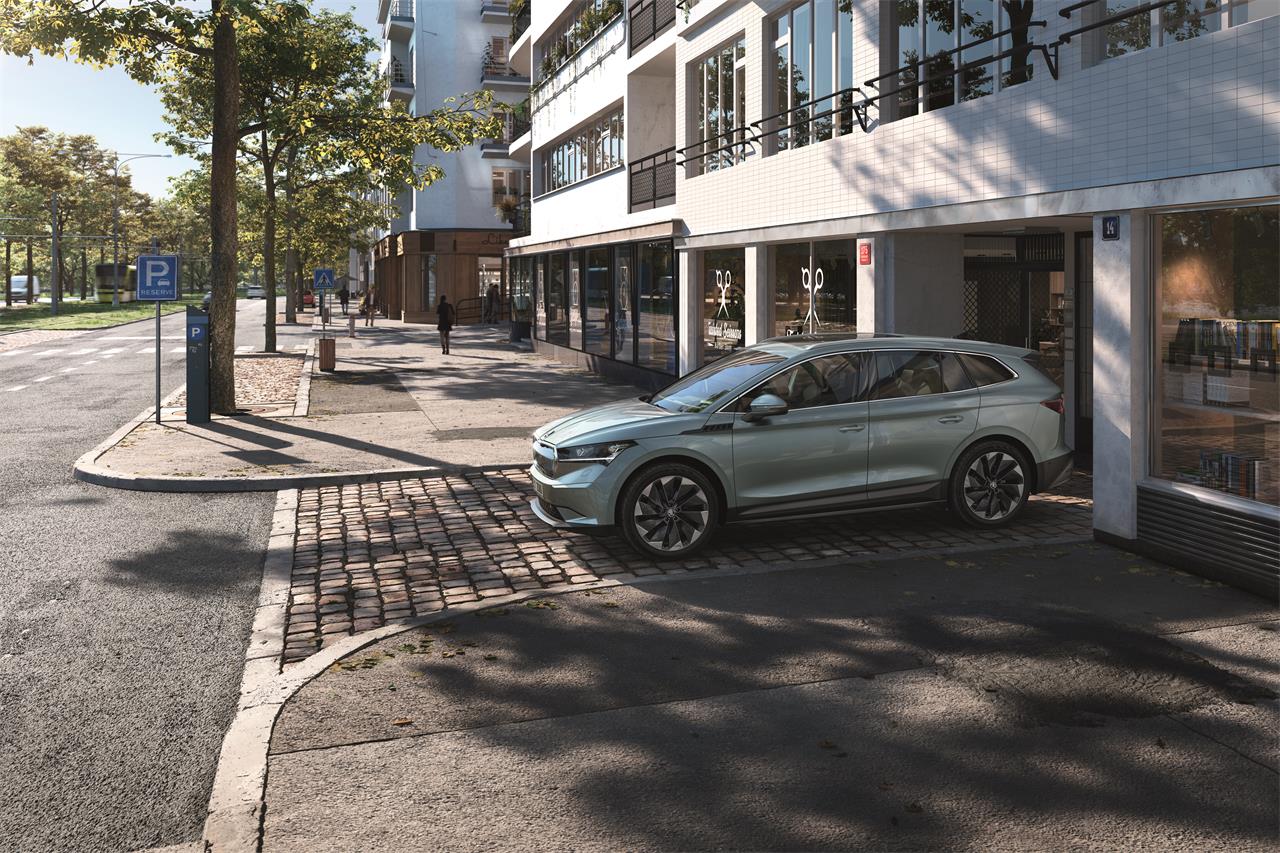 Skoda Enyaq iV â wiemy, jak bÄdzie wyglÄdaÄ jej wnÄtrze!