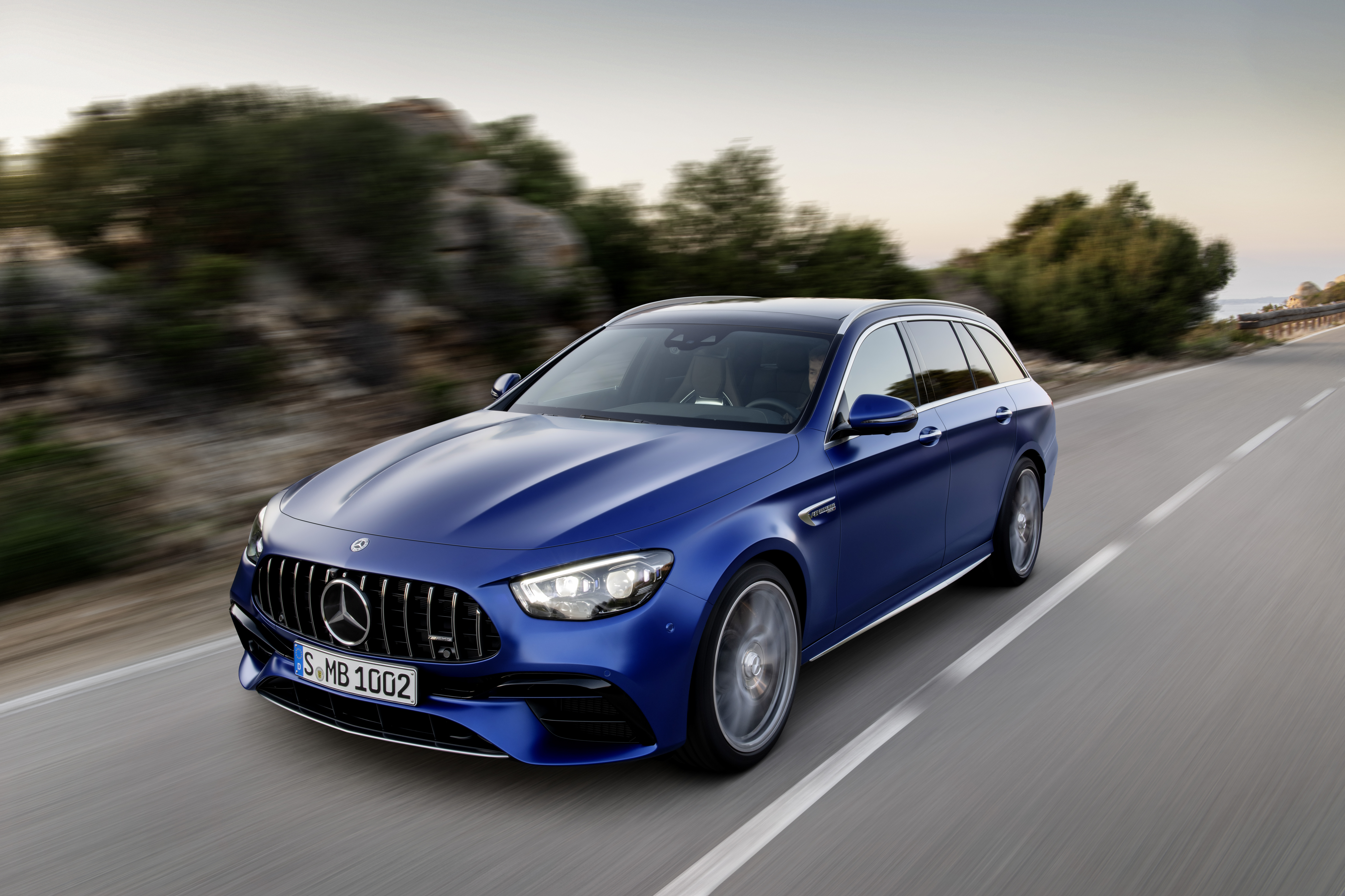 Mercedes-AMG E 63 4MATIC+ po faceliftingu.