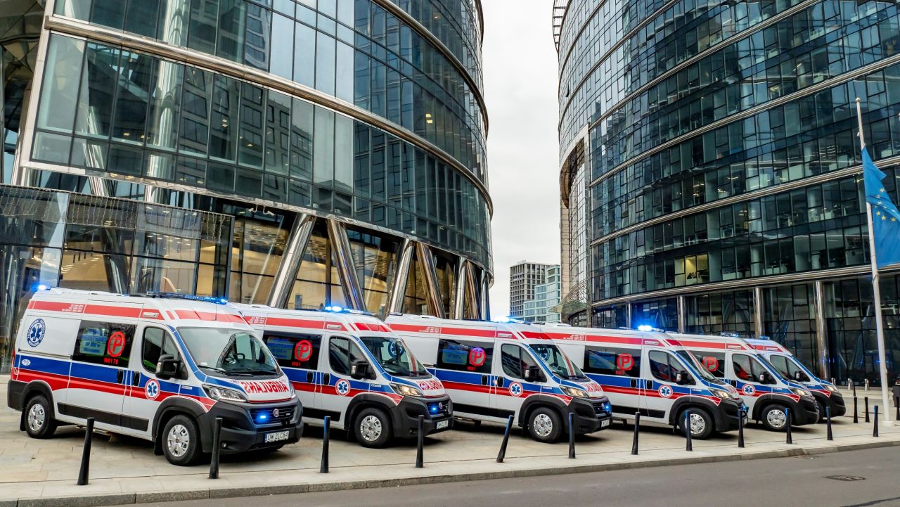 Pogotowie Ratunkowe w Warszawie kupiÅo 16 nowych FiatÃ³w Ducato!