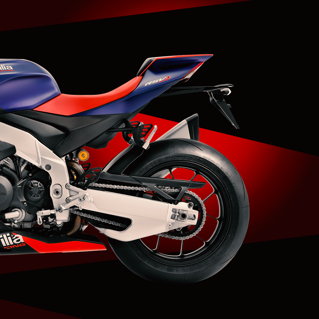 Nowa Aprilia RSV4 ujrzaÅa ÅwiatÅo dzienne. Zobaczcie zdjÄcia!