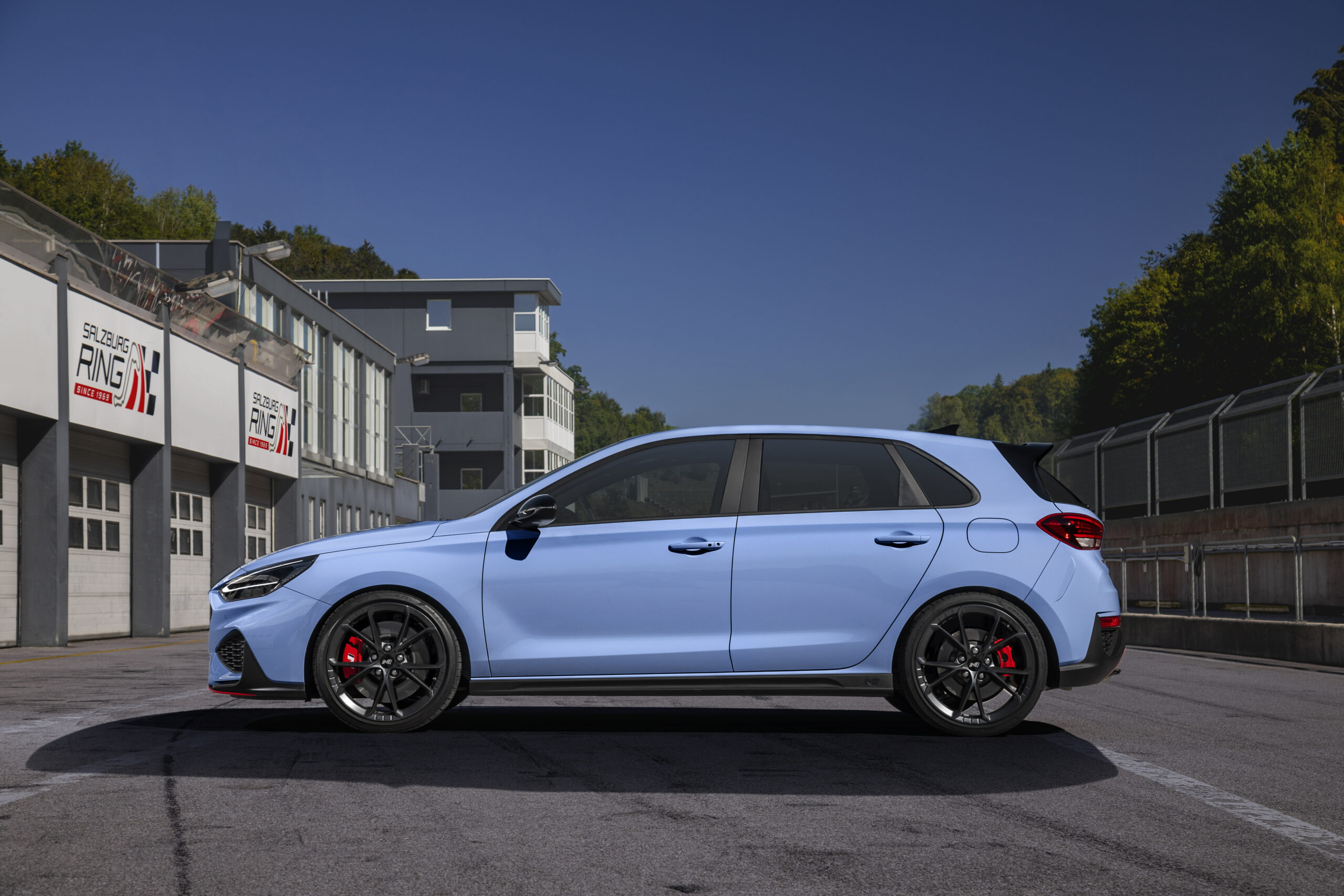 Nowy Hyundai i30 N - dostÄpny z oÅmiobiegowÄ dwusprzÄgÅowÄ skrzyniÄ biegÃ³w. Zobaczcie zdjÄcia!