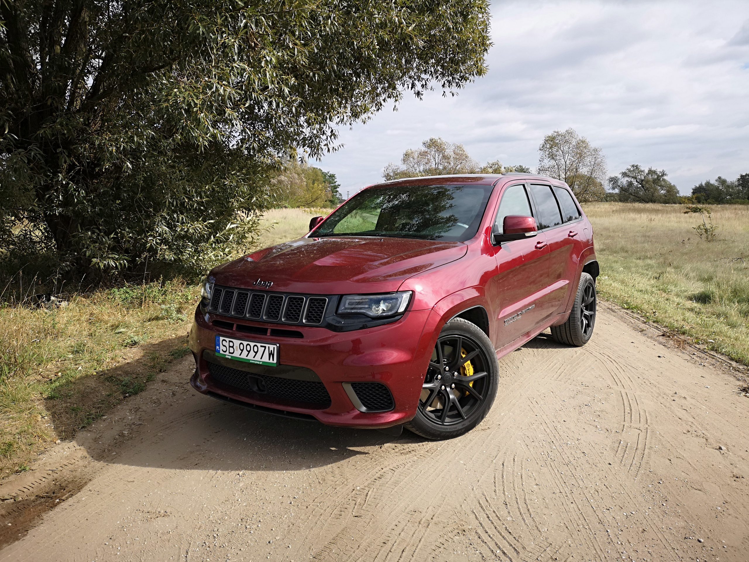 Test Jeep Grand Cherokee Trackhawk - Potwór Wprost Z Horrorów | Motocaina.pl