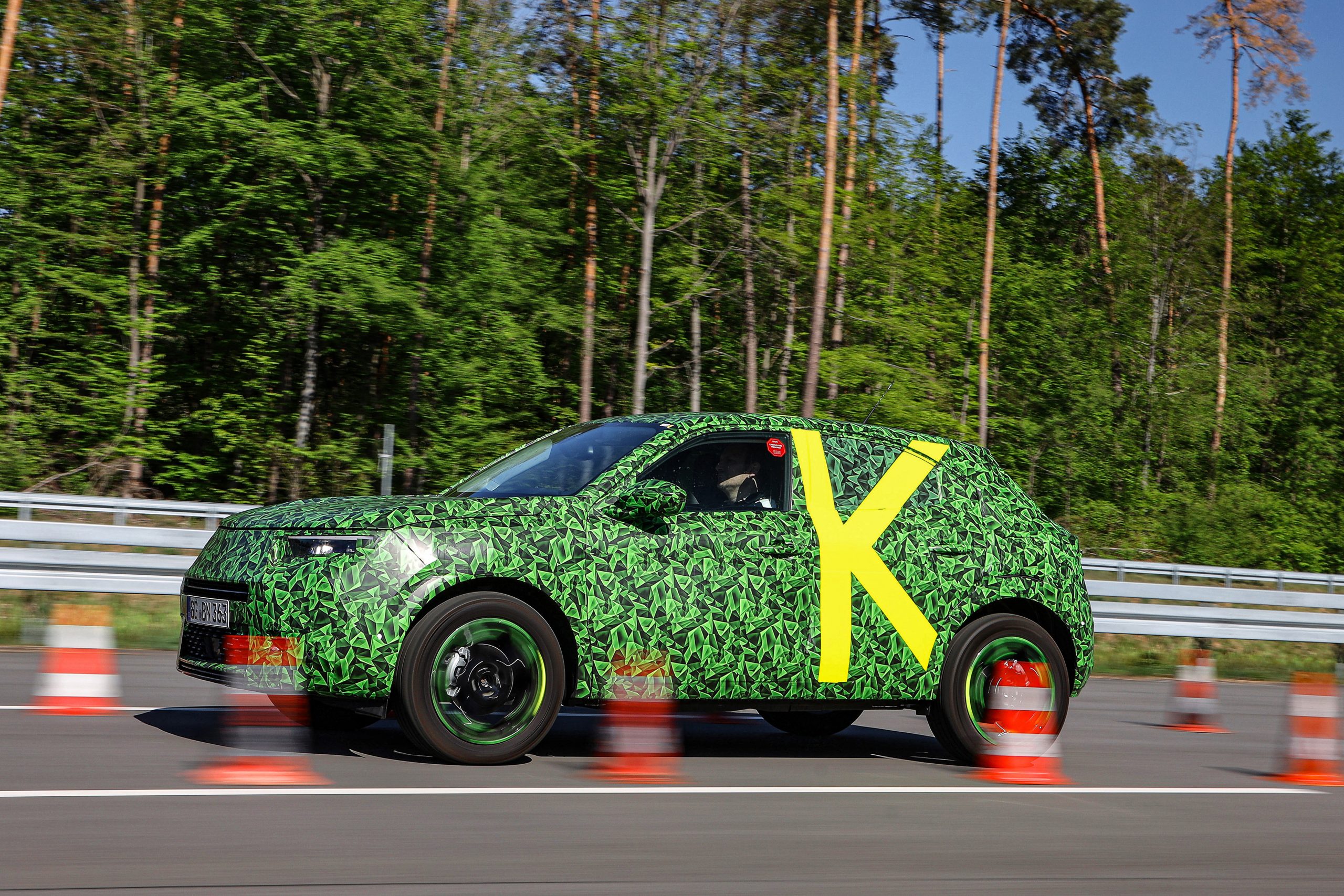 Nowy Opel Mokka w fazie koÅcowych testÃ³w.