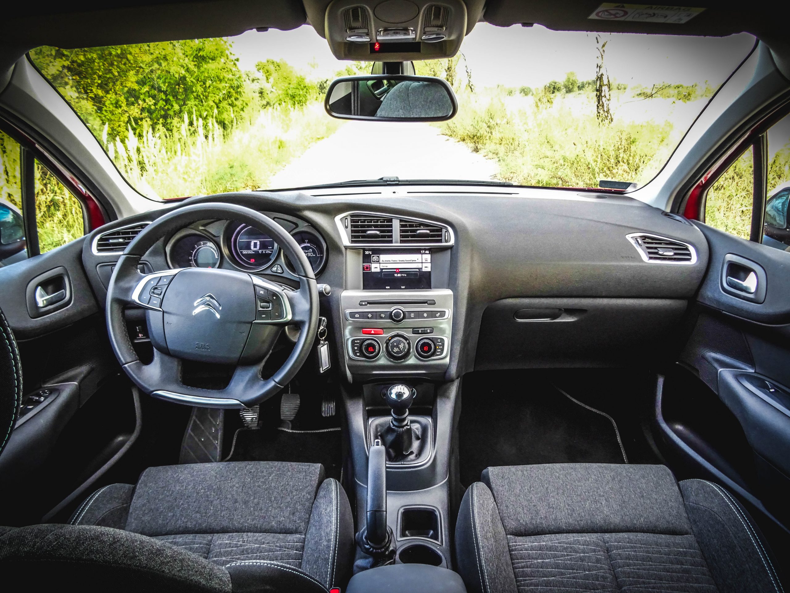 Test Citroen C4 1.6 Bluehdi - Efekt Wow? | Motocaina.pl