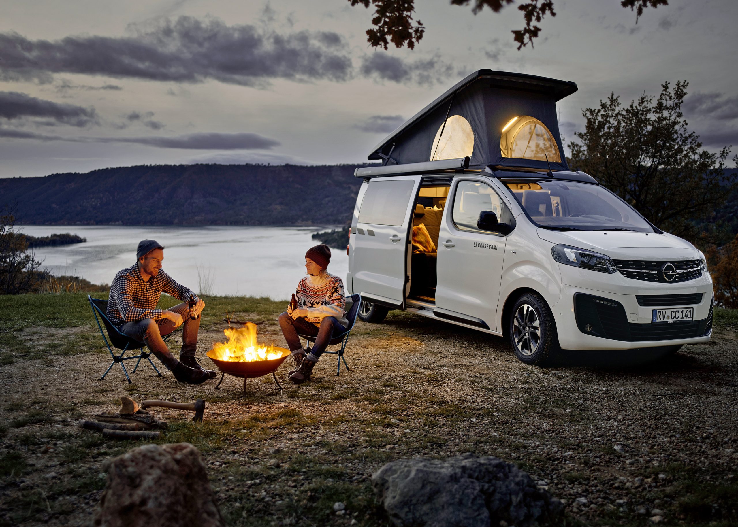Opel Zafira Life jako kompaktowy kamper. Wielofunkcyjny jak szwajcarski scyzoryk?