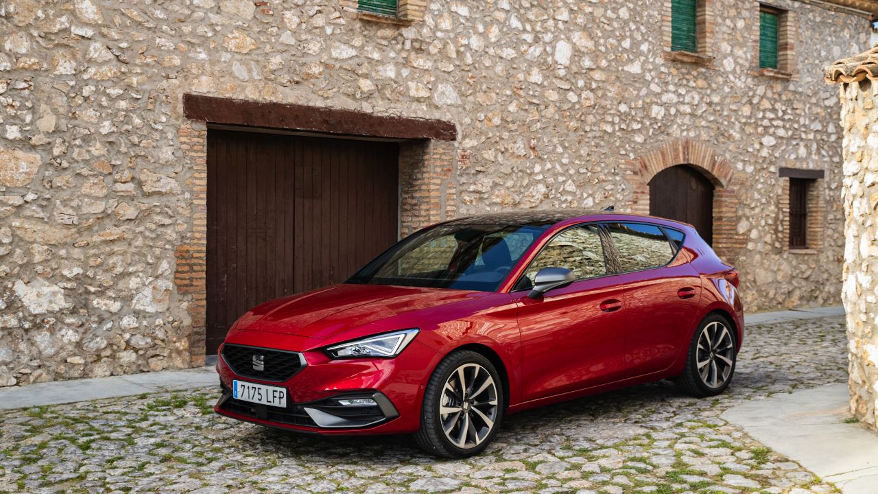 Seat Leon po raz pierwszy oferuje aÅ¼ 4 rodzaje napÄdÃ³w. Nawet Å¼ mocÄ do 204 KM!