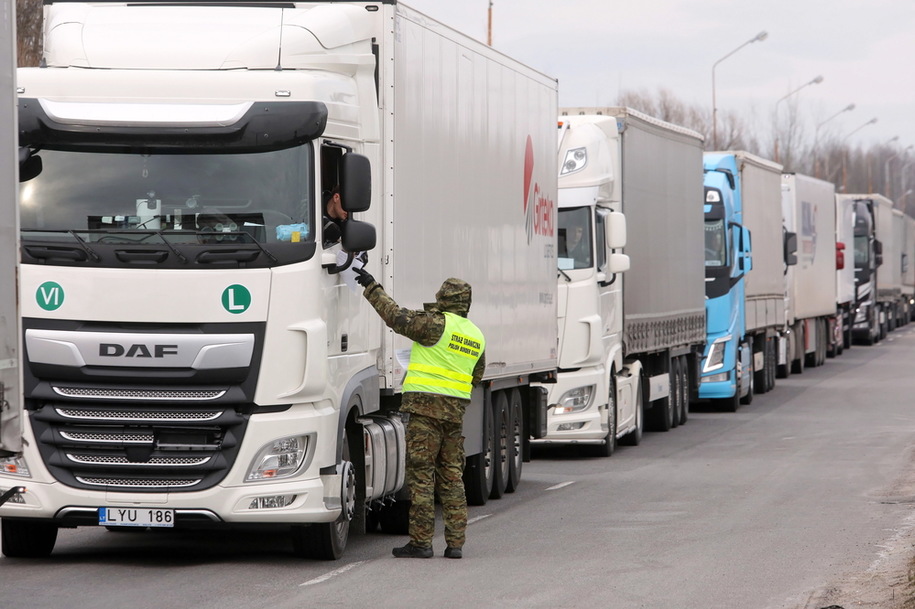 Telematyka transportu. Koronawirus i ograniczenia dla kierowcÃ³w â jak nad tym zapanowaÄ?