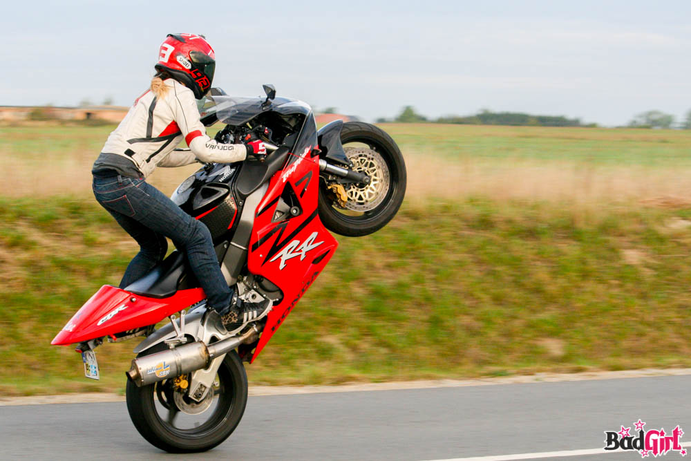 Katarzyna "Karen" Łapczyńska – niespokojna dusza na motocyklu