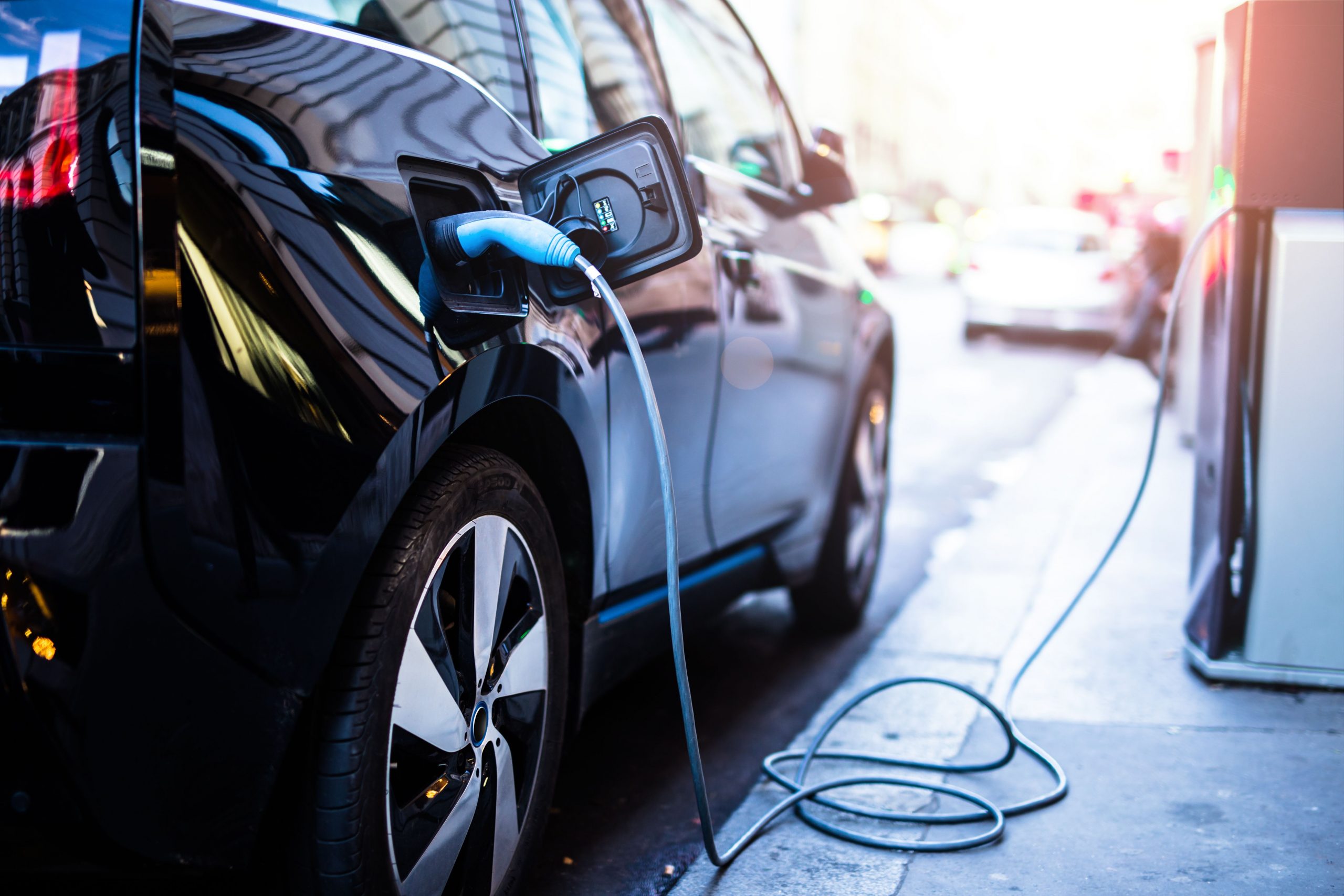 SamorzÄdy rezygnujÄ z inwestycji. Co z rozwojem elektromobilnoÅci w czasie kryzysu?