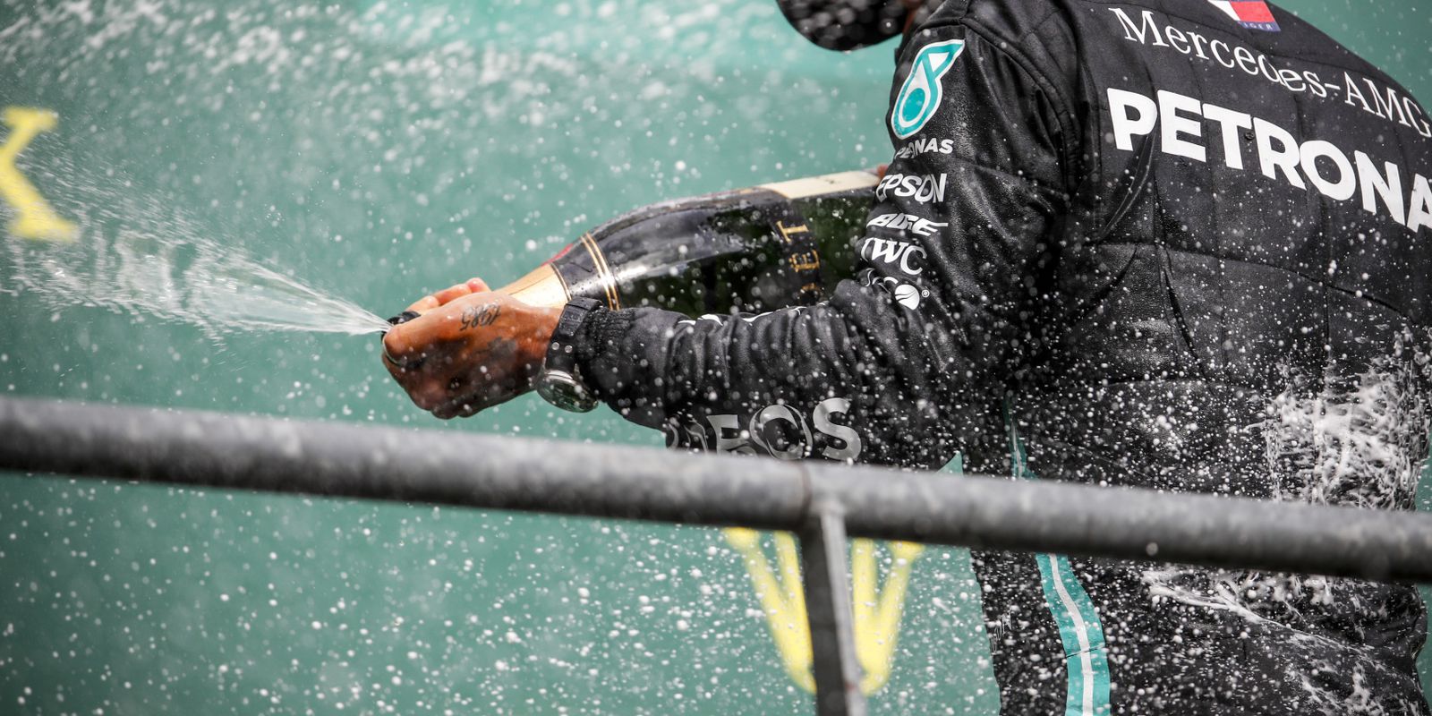Koniec polewania siÄ szampanem na podium w F1