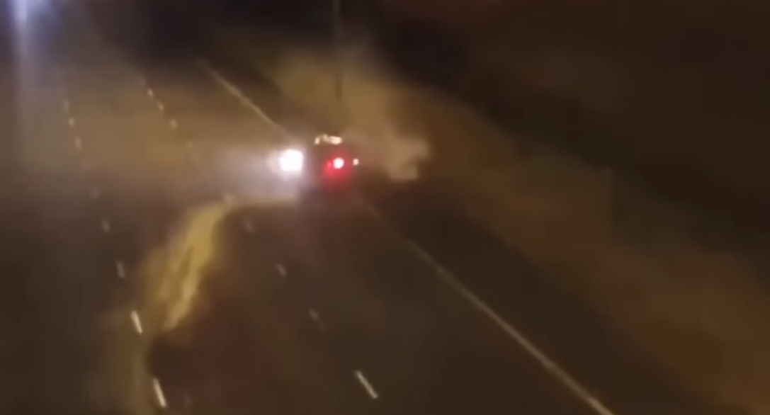 BMW M3, nielegalny wyÅcig uliczny i 300 km/h. Cudem przeÅ¼yli