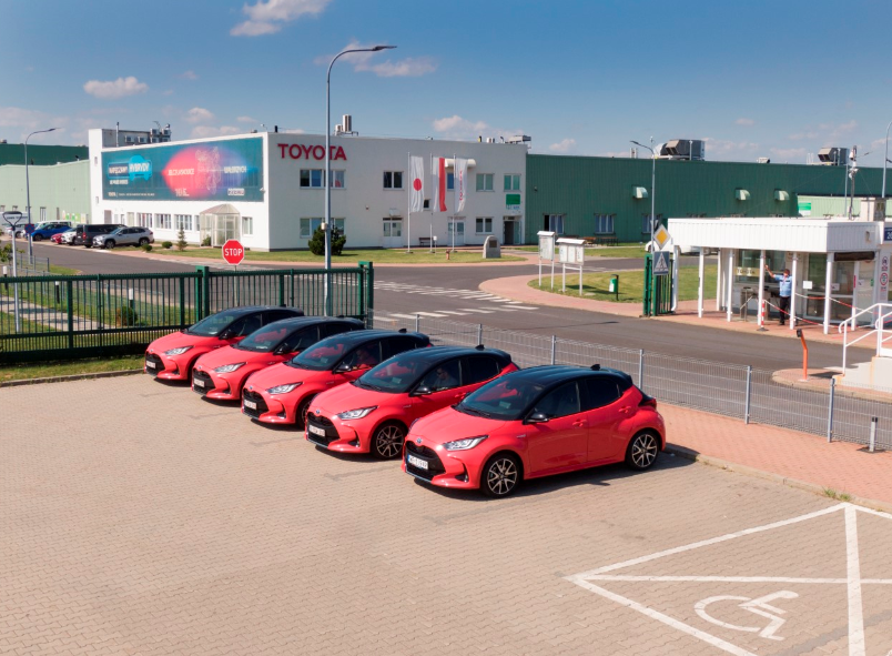 Toyota uruchomiÅa produkcjÄ elektrycznych napÄdÃ³w hybrydowych w WaÅbrzychu!