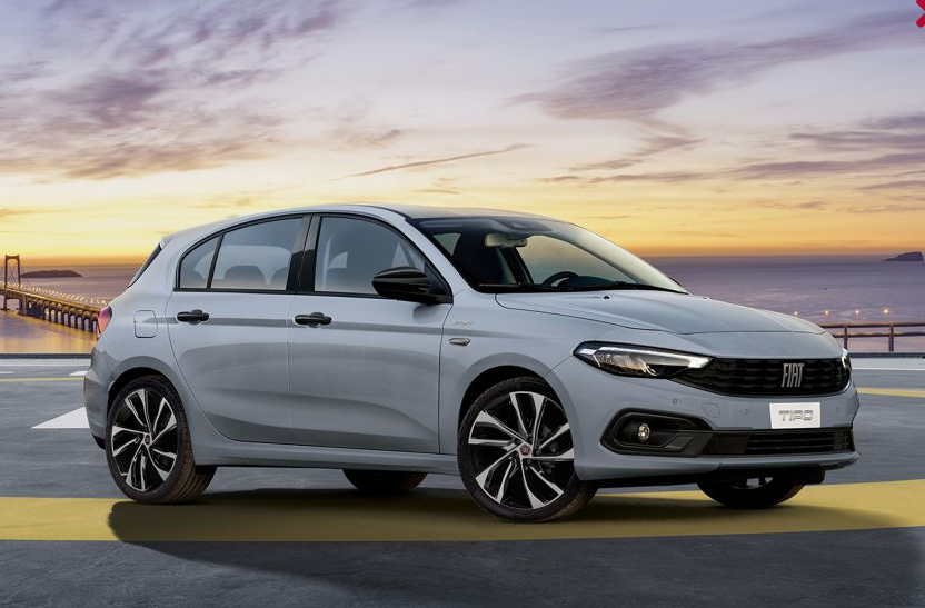 Fiat Tipo City Sport 2021. Znamy cenÄ wersji z turbodoÅadowanym silnikiem benzynowym!