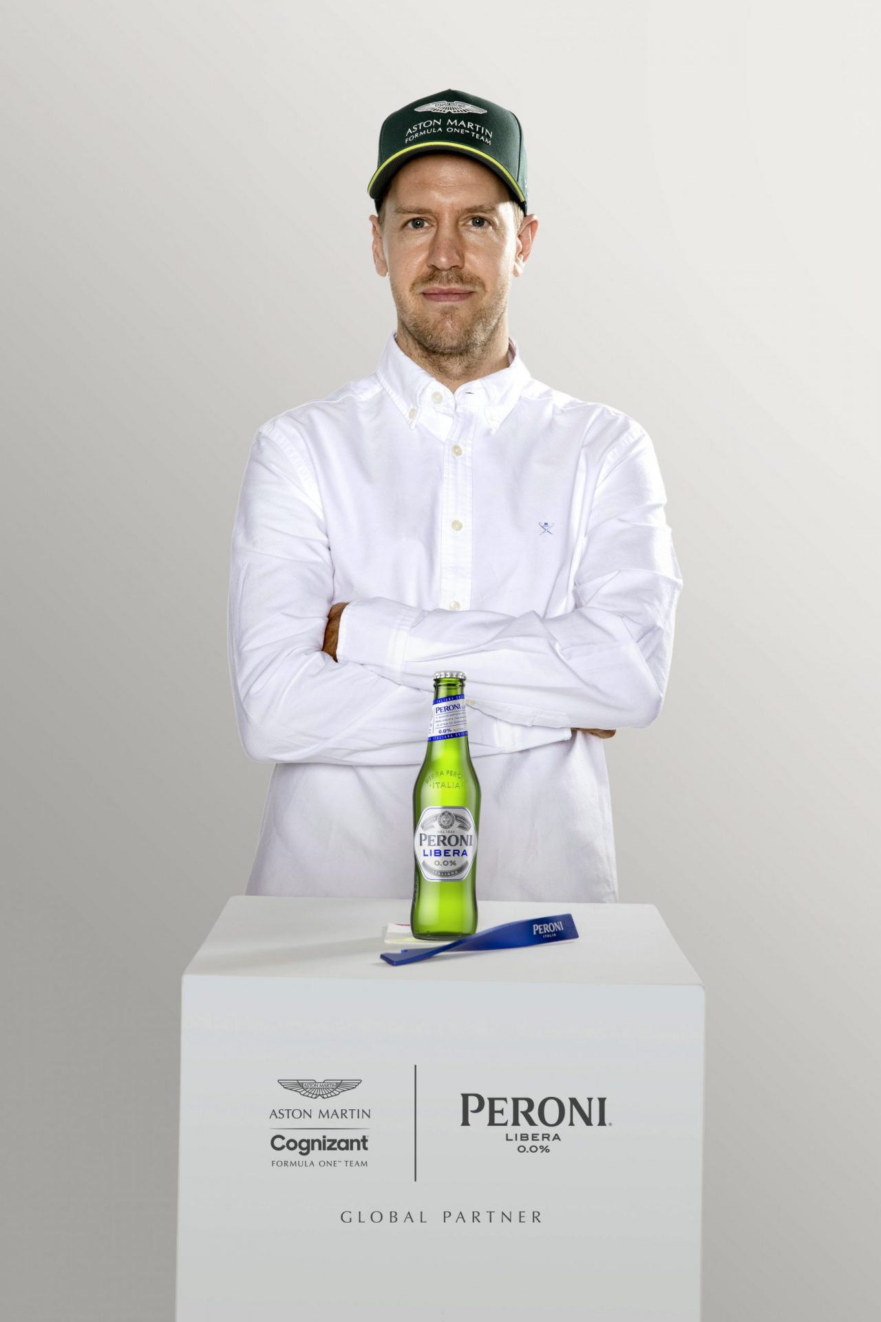 Aston Martin Cognizant Formula One Team podpisaÅ wieloletniÄ umowÄ partnerskÄ z Peroni Libera 0.0%