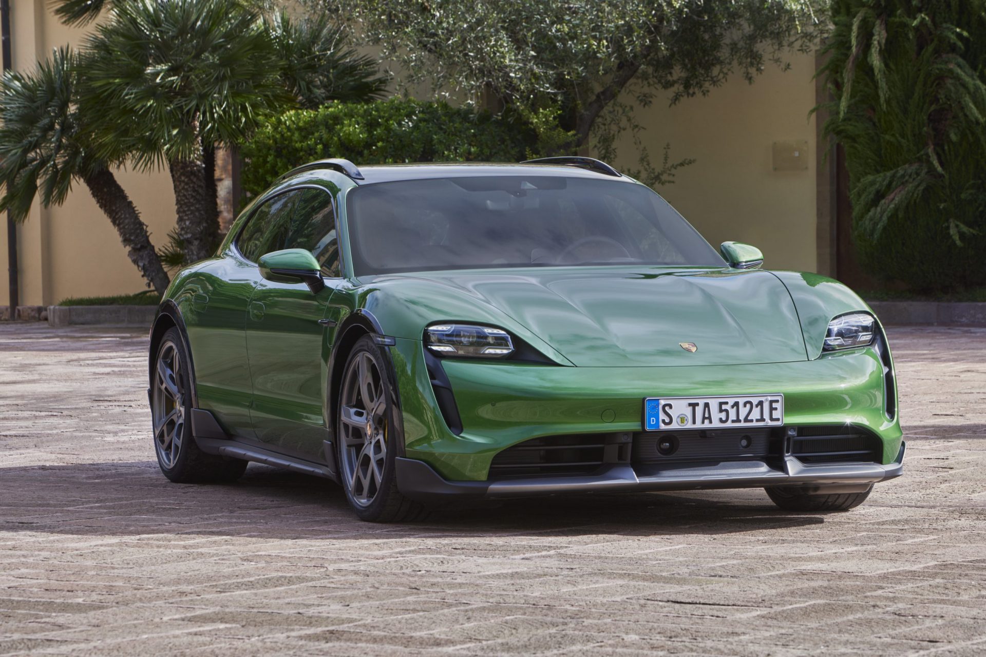 Porsche zaprezentowaÅ model Taycan Cross Turismo. Zobaczcie zdjÄcia!