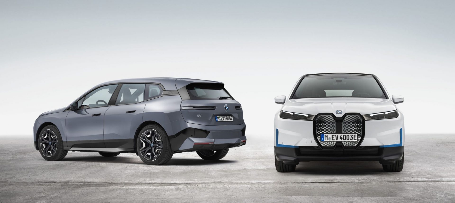 BMW iX xDrive40 & BMW iX xDrive50