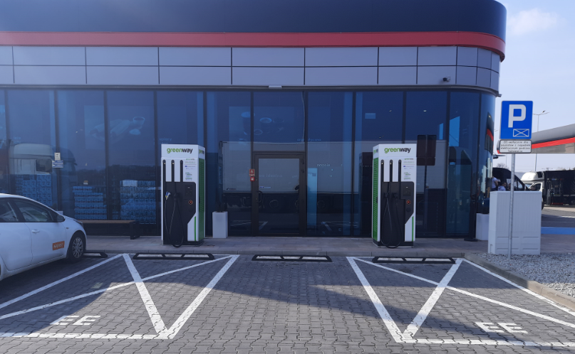 GreenWay Polska uruchomiÅ kolejny hub Åadowania aut elektrycznych. Gdzie moÅ¼emy 