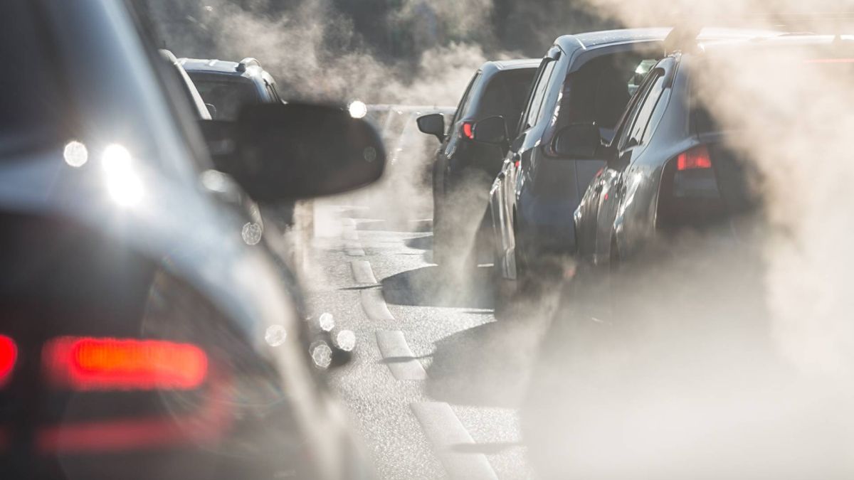 Nowe normy emisji spalin "zabiją" produkcję samochodów spalinowych już za 4 lata?