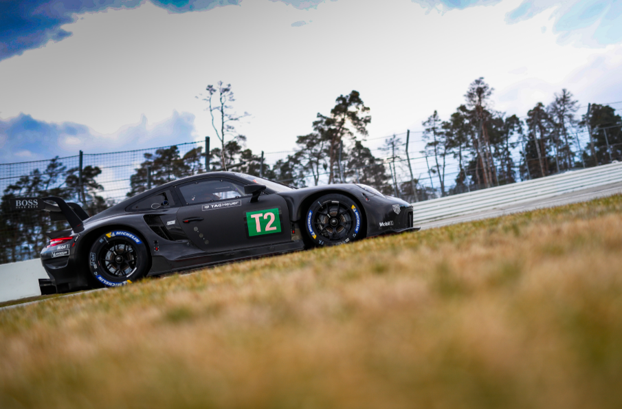 Porsche ogÅosiÅo skÅad kierowcÃ³w na maraton Le Mans i w Portimao! Wiemy, kto usiÄdzie za kierownicÄ
