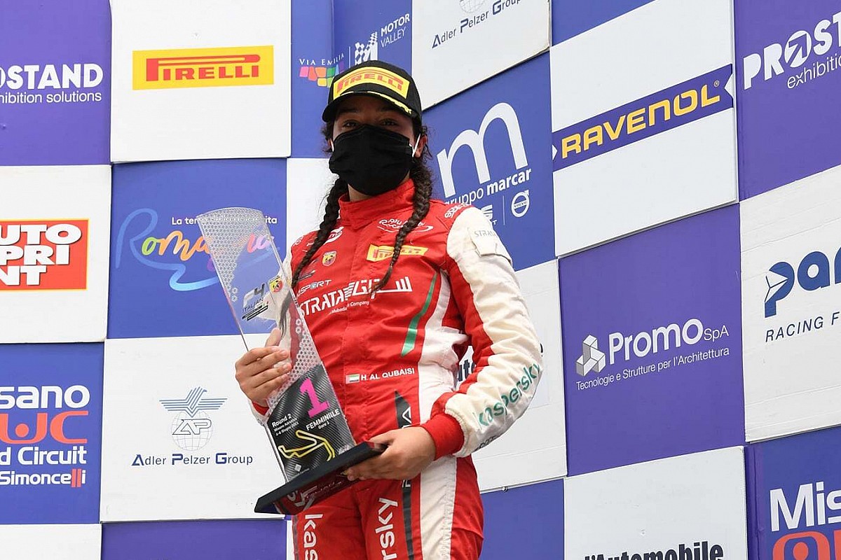 Hamda Al Qubaisi staje na podium Formuły 4