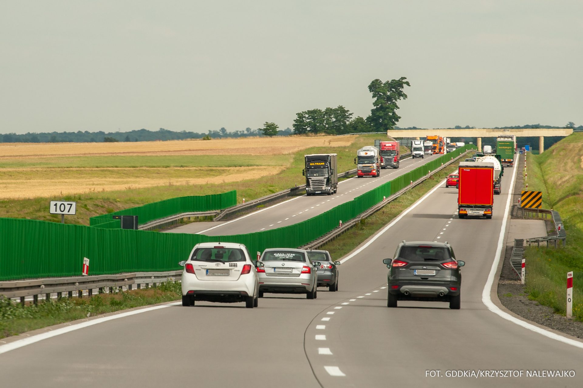 Gdzie w Polsce ciężarówki nie mogą wyprzedzać na autostradzie? Lista miejsc