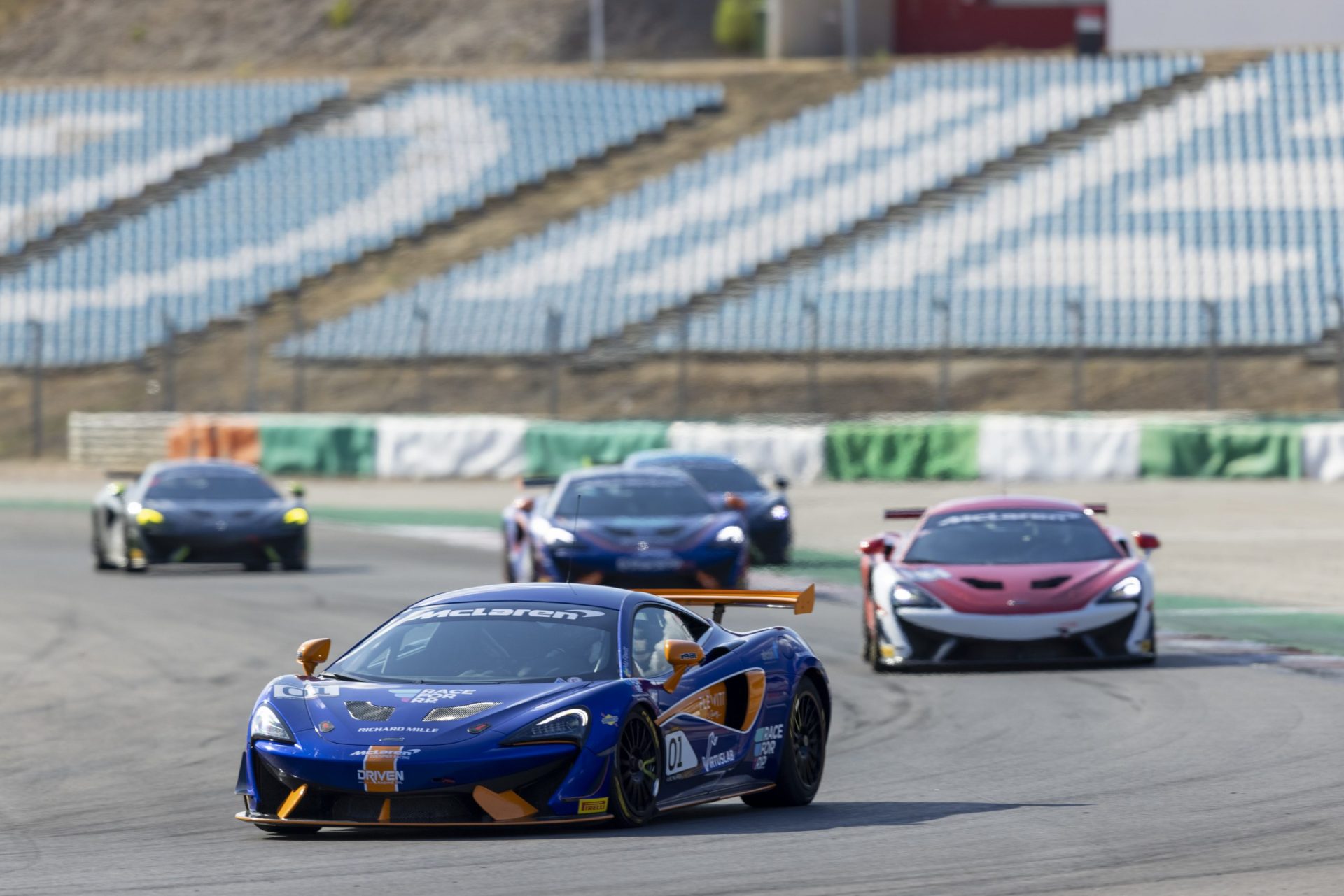 Mia Flewitt gwiazdÄ Pure McLaren GT Series
