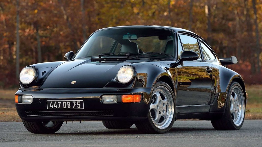 najmniej awaryjne auta 2023 - Porsche 911