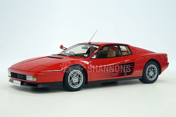 Ferrari Testarossa, ktÃ³rym jeÅºdziÅ Elton John, moÅ¼e byÄ twoje fot. Shannons