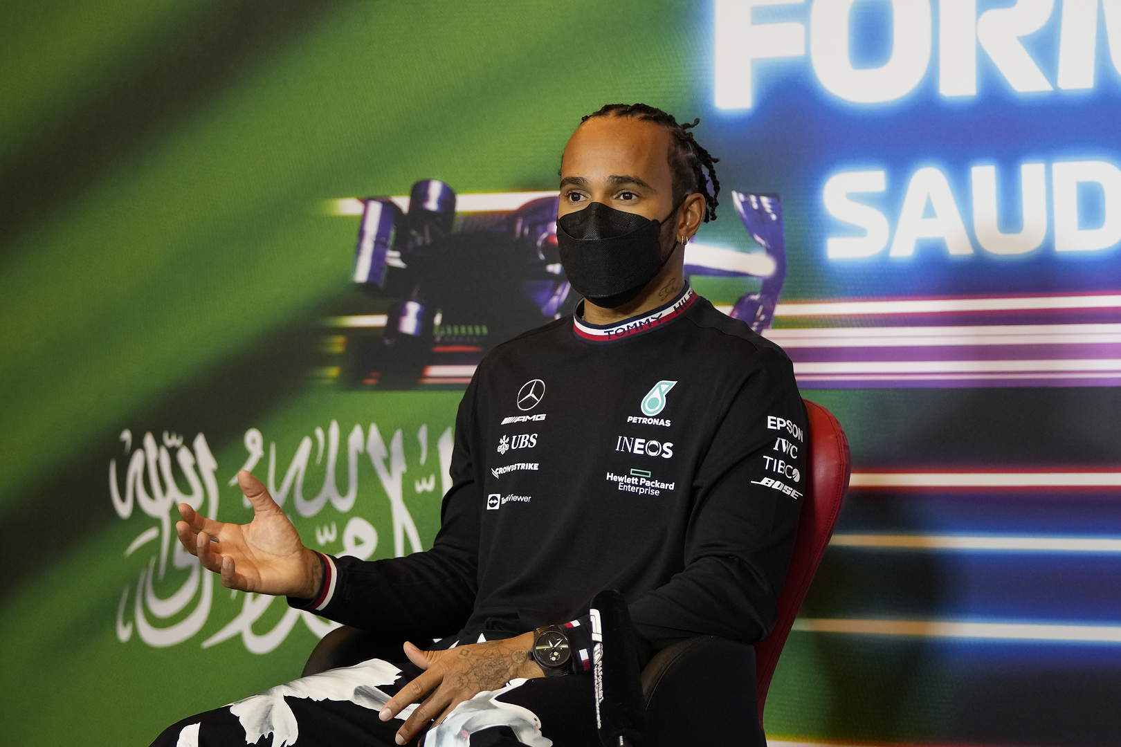Lewis Hamilton o GP Arabii Saudyjskiej: „Nie czuję się tutaj komfortowo”