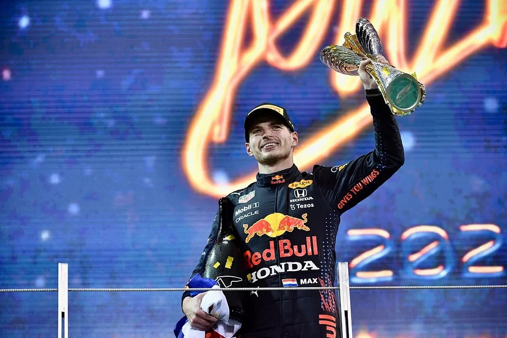 Max Verstappen mistrzem Åwiata FormuÅy 1