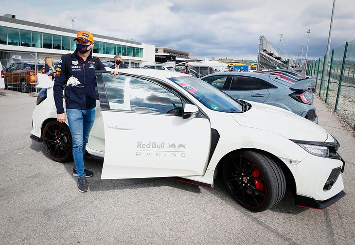 Max Verstappen sprzedaje swojÄ HondÄ Civic Type-R