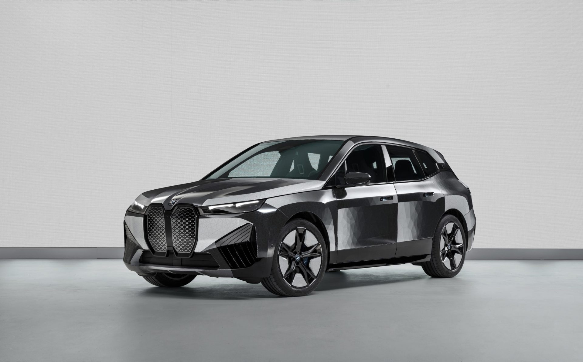 BMW iX Flow z technologią E Ink