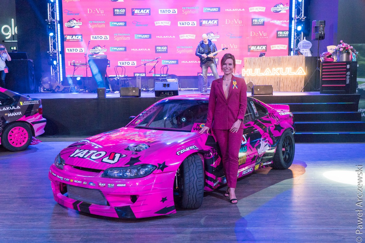 Karolina Pilarczyk zrobiÅa âniezÅy dymâ! Wielkie Show Motoryzacyjne za nami