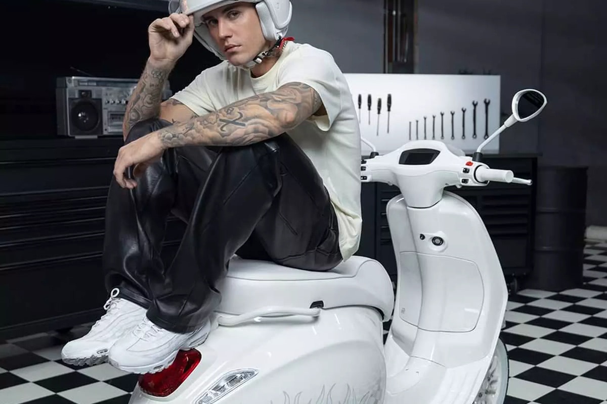 Justin Bieber Vespa