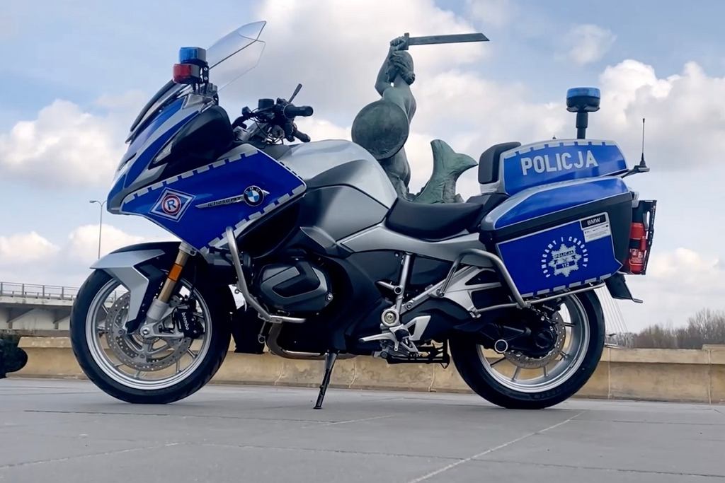 Policja odbiera nowe motocykle BMW