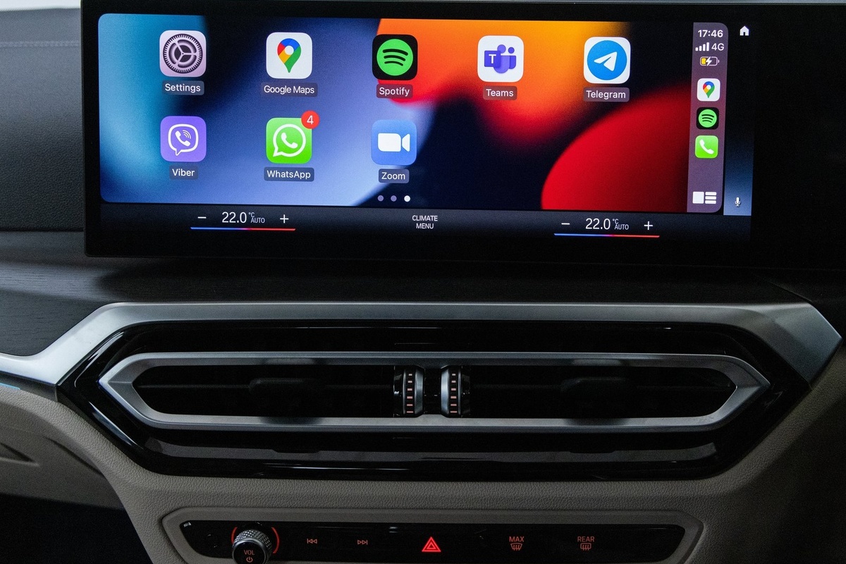 Apple CarPlay w BMW