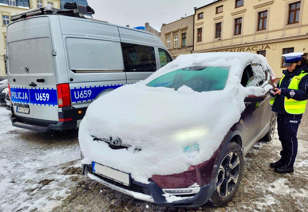 mandat za śnieg na aucie