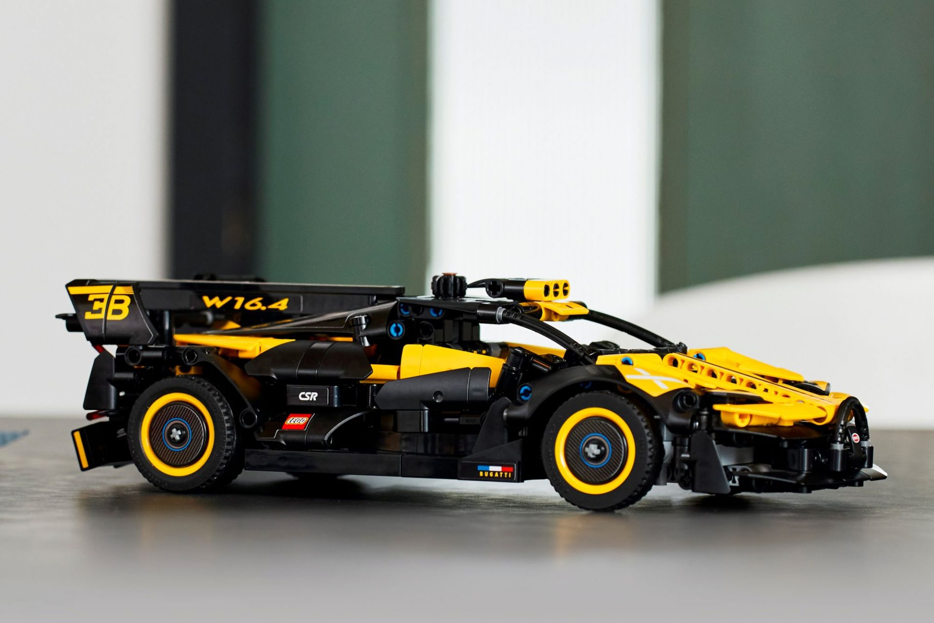 LEGO Technic Bugatti Bolide