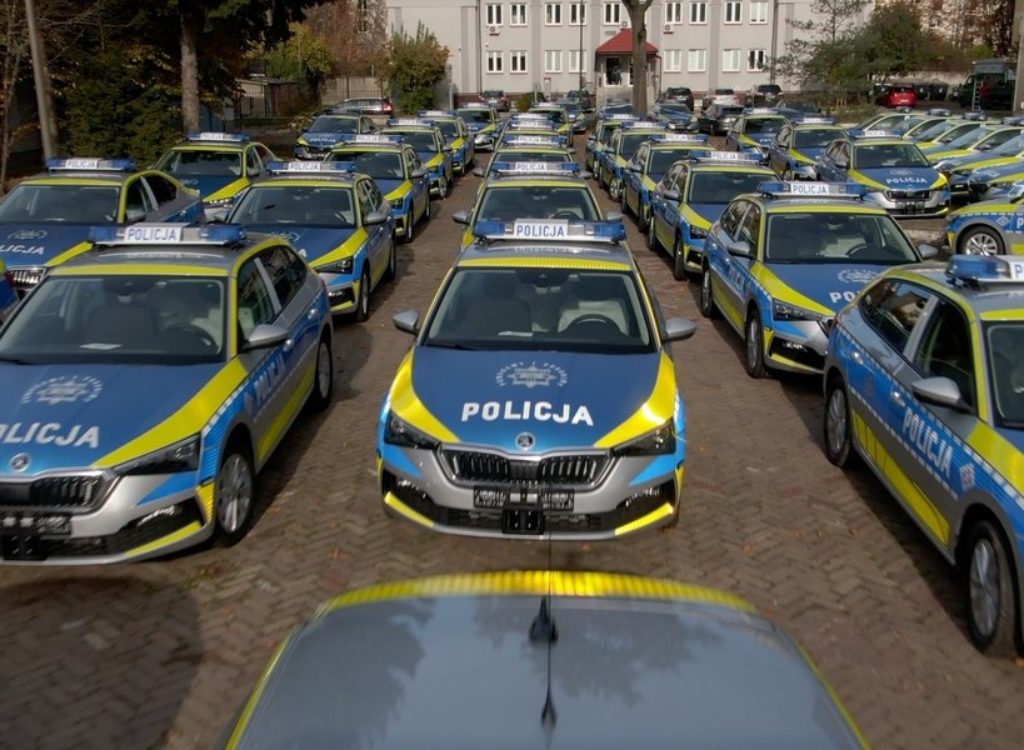 Polska policja nowe radiowozy Skody