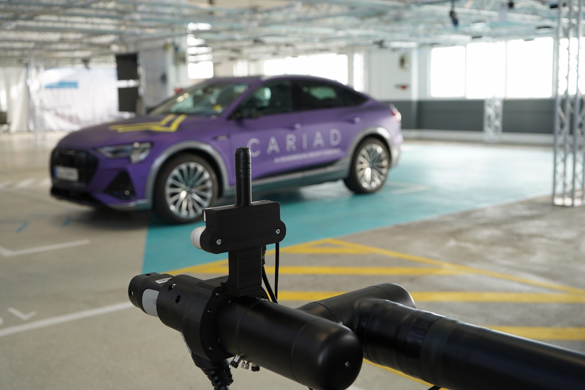 SamoÅadujaÌ¨ce sieÌ¨ elektryki Audi i Bosch